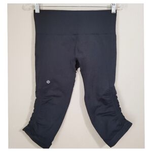 Lululemon Ebb And Flow Crop II Size 6